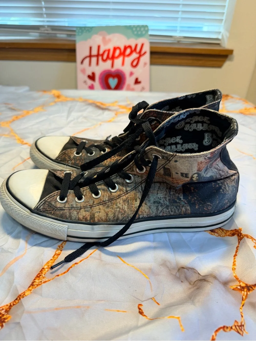 2014 Black Sabbath Converse all Stars size 9 1/2